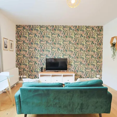 Alma Vale 1 - Hopewell * Bristol